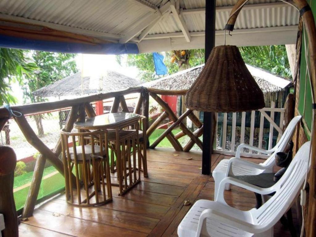 67Th Heaven Holiday Resort Lucbuan Exterior photo