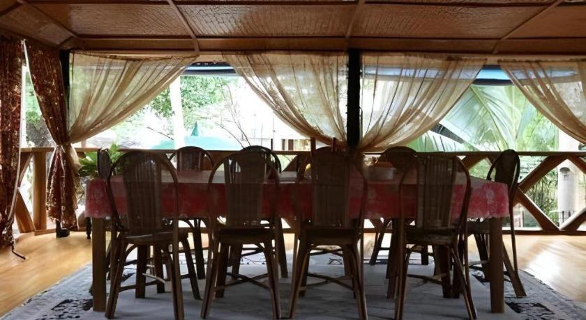 67Th Heaven Holiday Resort Lucbuan Exterior photo